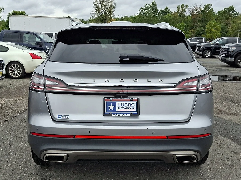 Used 2023 Silver Lincoln Reserve image 10