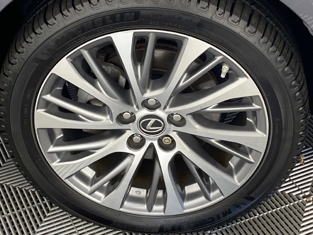 Used 2021 Gray Pearl Lexus 350 image 27