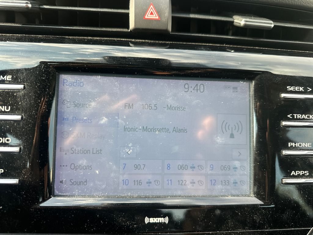 Used 2020 White Toyota LE image 13