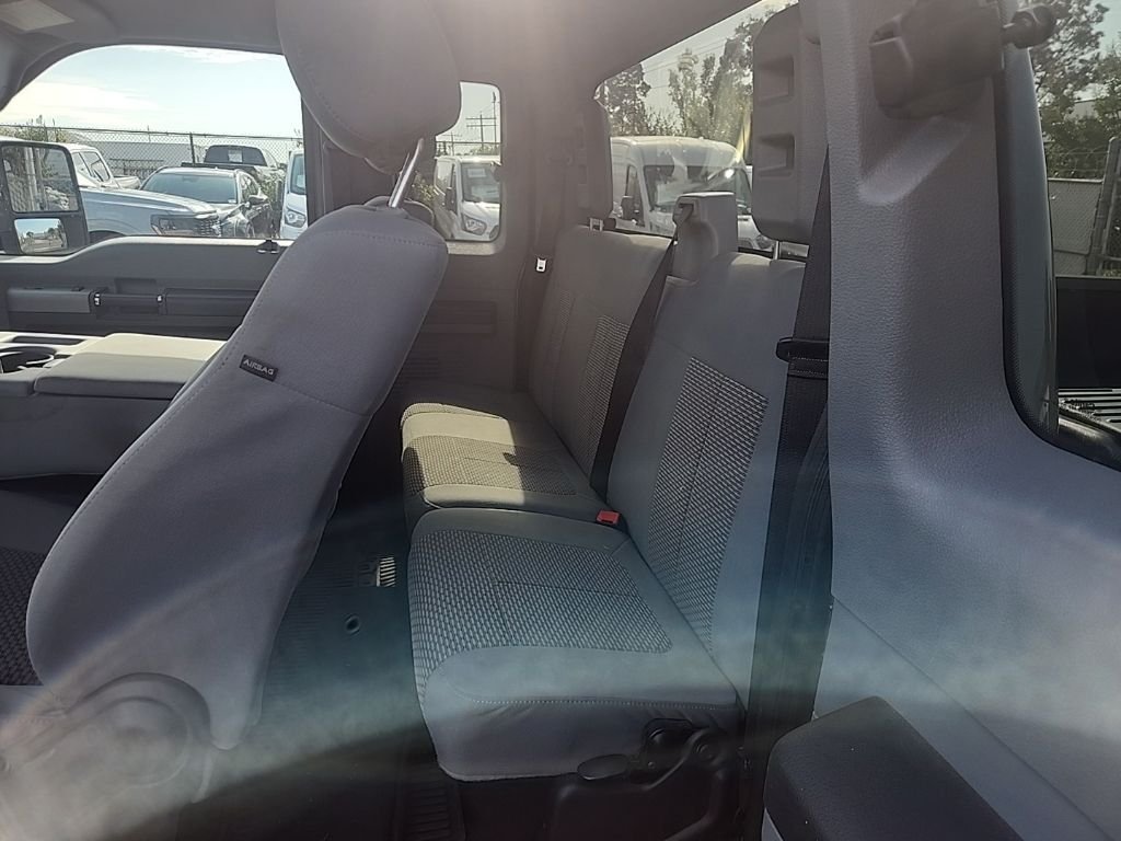 Used 2014 Gray Ford XLT image 19