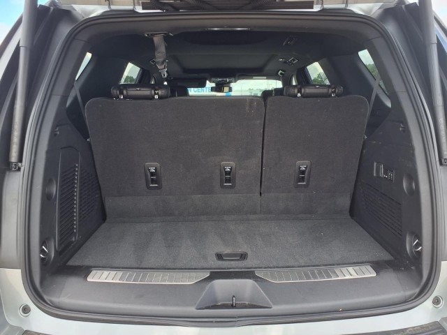 2026 Chevrolet Tahoe Z71 - Photo 9