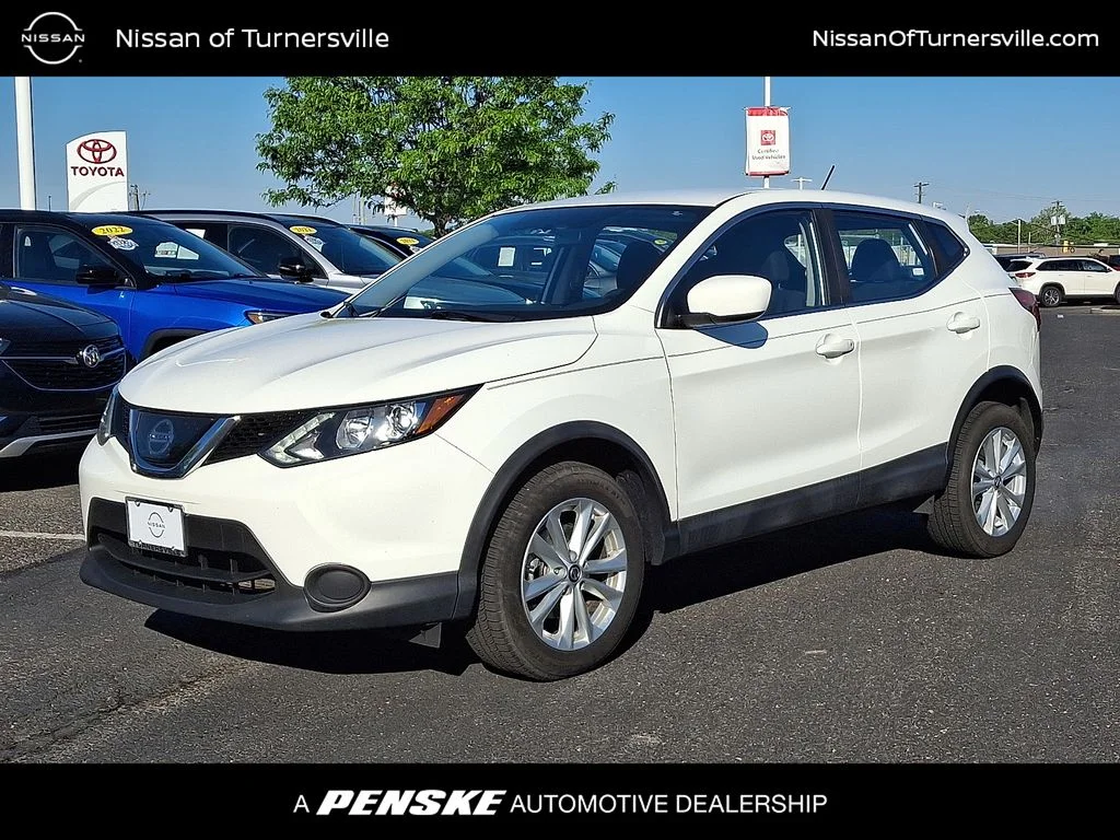 2019 Nissan Rogue Sport's photo