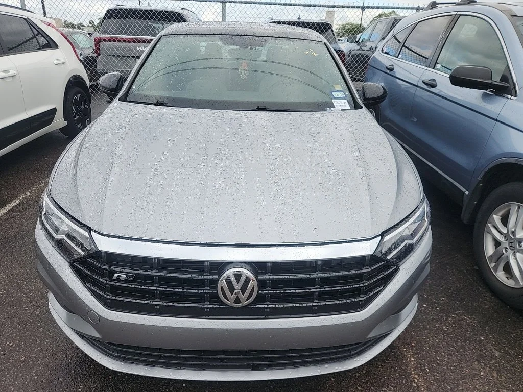 Used 2020 Silver Volkswagen 1.4T SE image 2