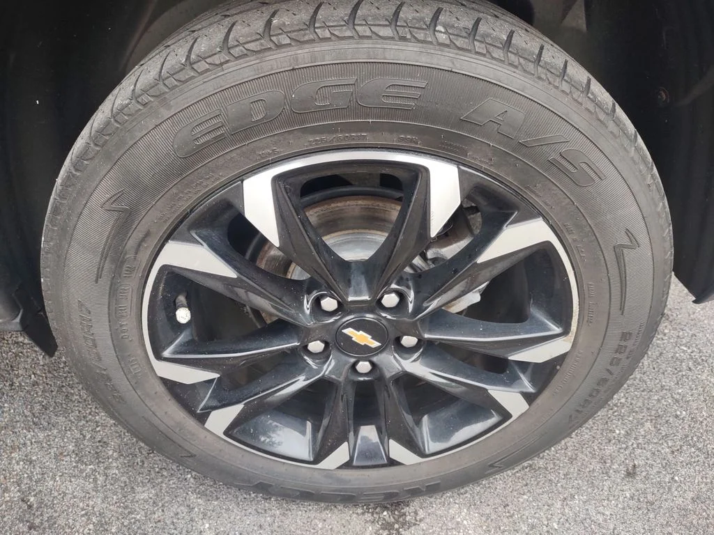 Used 2021 Blue Chevrolet LT image 10