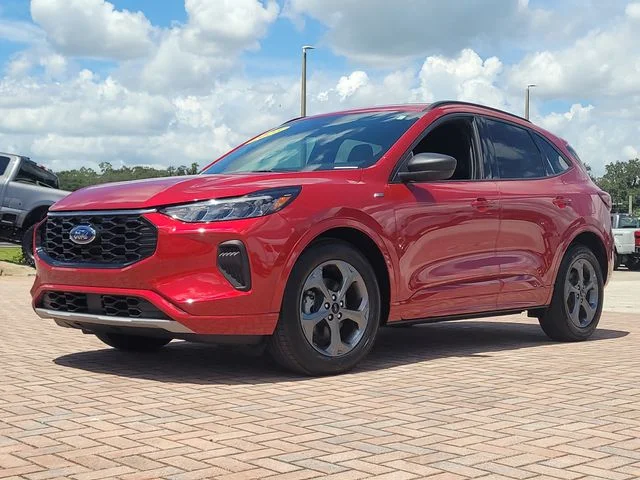Used 2023 Red Ford ST-Line image 33