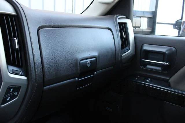 Used 2015 Blue GMC Denali image 19