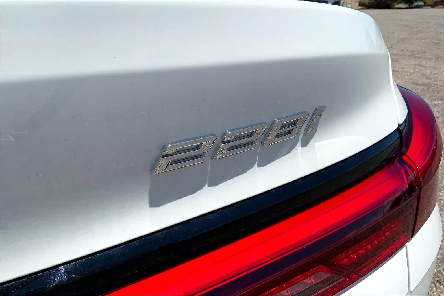 Used 2022 Alpine White BMW 228i xDrive image 9