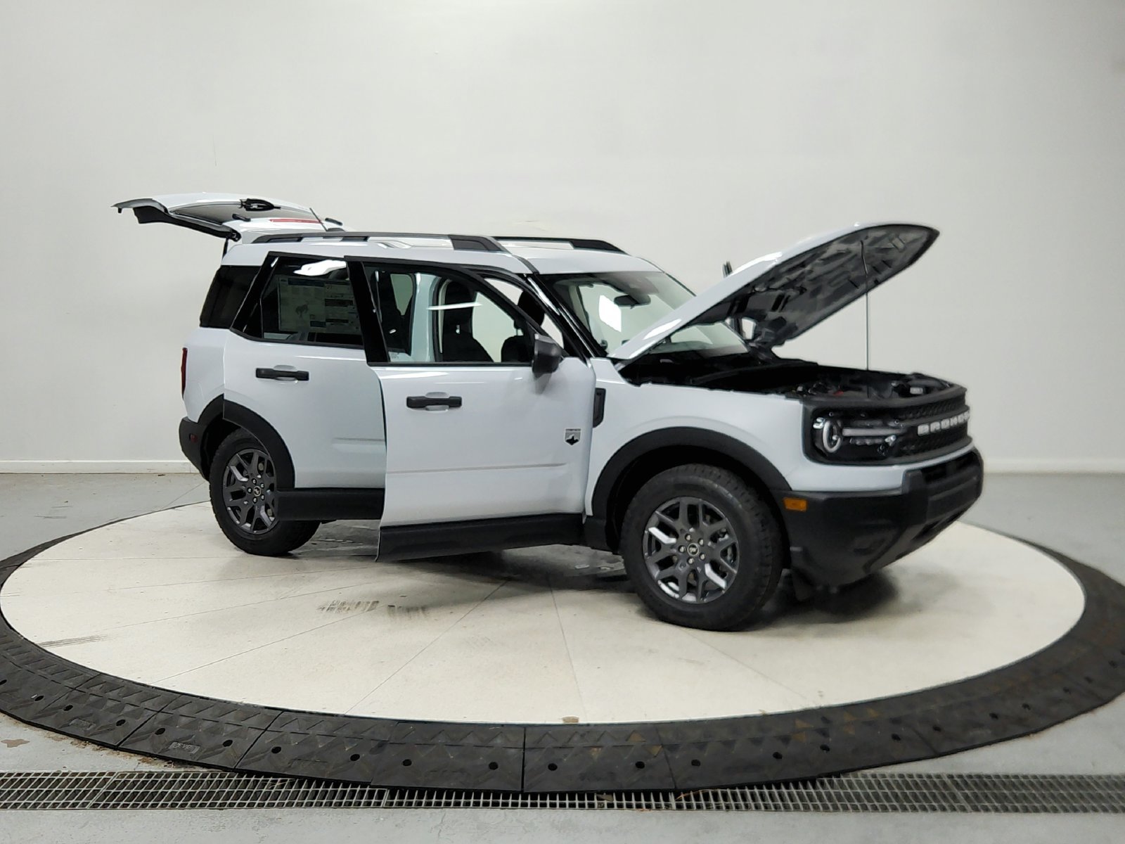 New 2026 Space White Metallic Ford Big Bend® image 10