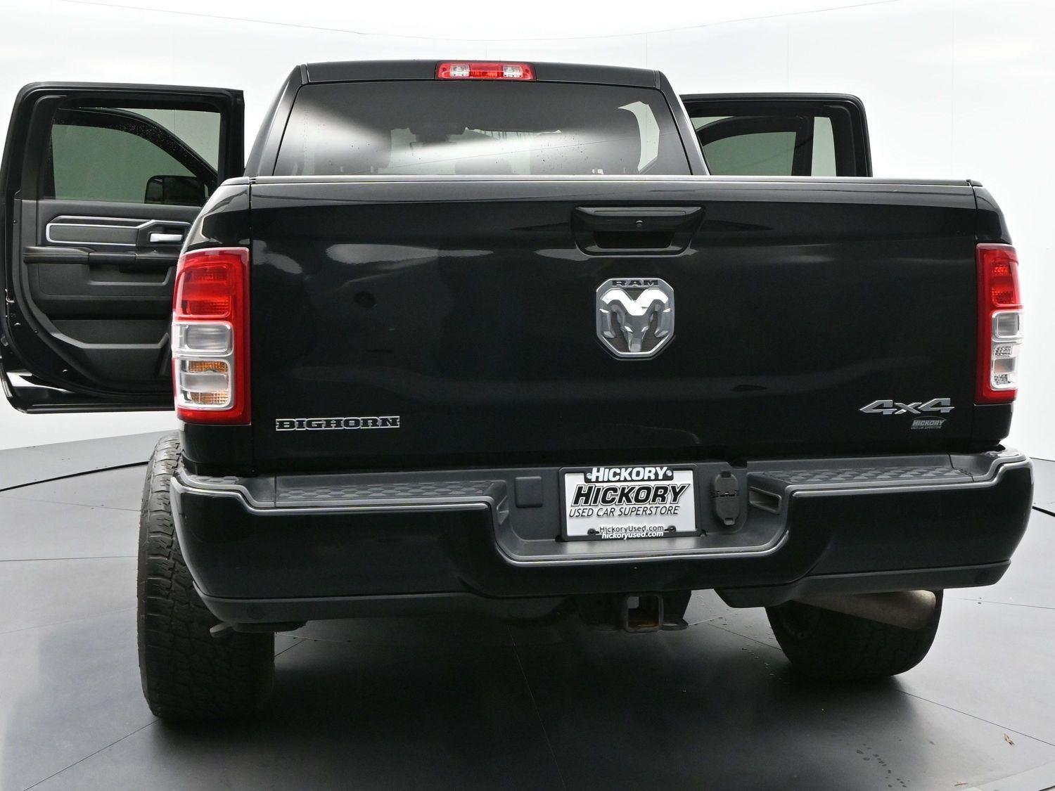 Used 2022 Diamond Black Crystal Pearlcoat Ram Big Horn image 40