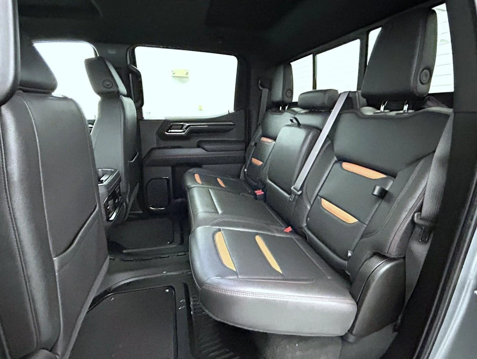 Used 2023 Silver GMC AT4 image 19