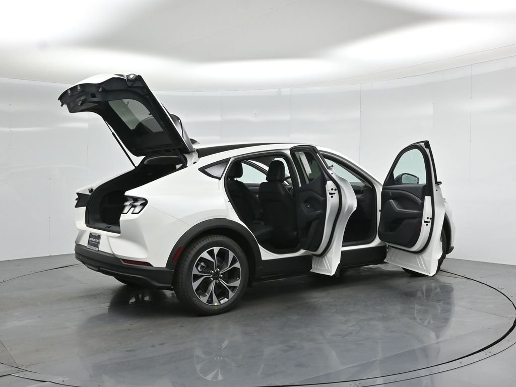New 2026 Star White Metallic Tri-coat Ford Select image 5
