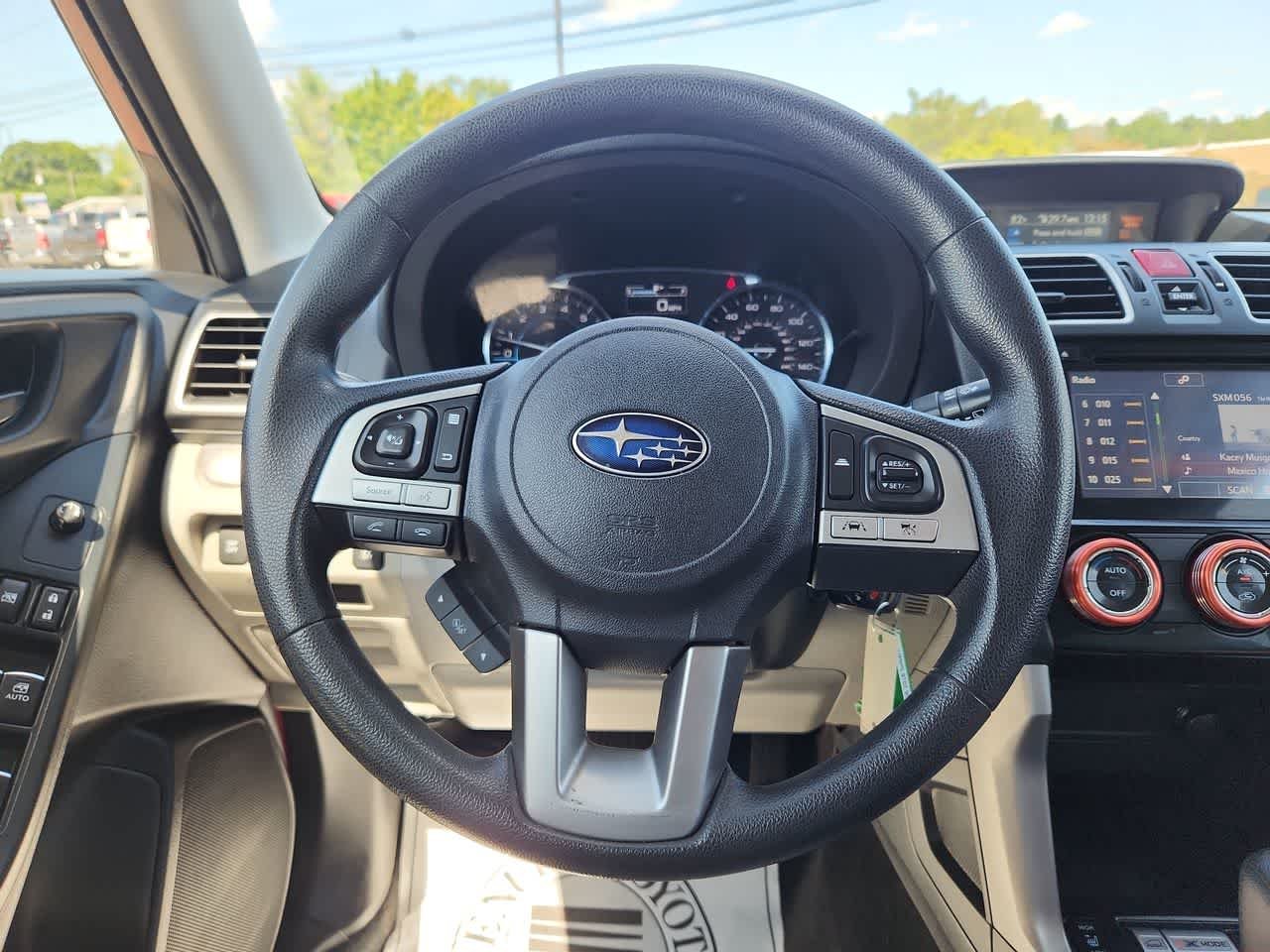 Used 2018 Venetian Red Pearl Subaru Premium image 33