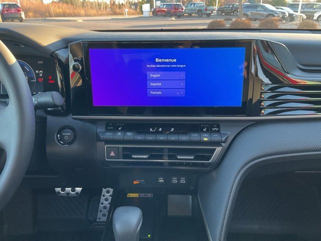 2026 Toyota Camry SE - Photo 17