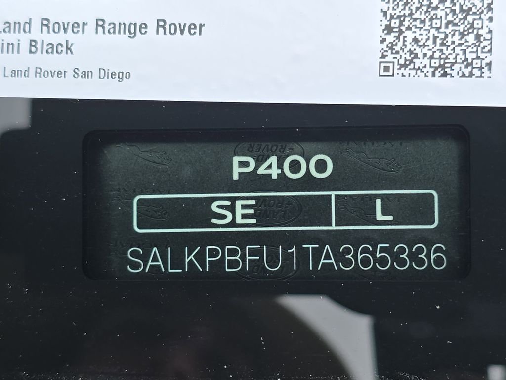 New 2026 Santorini Black Land Rover SE LWB image 38