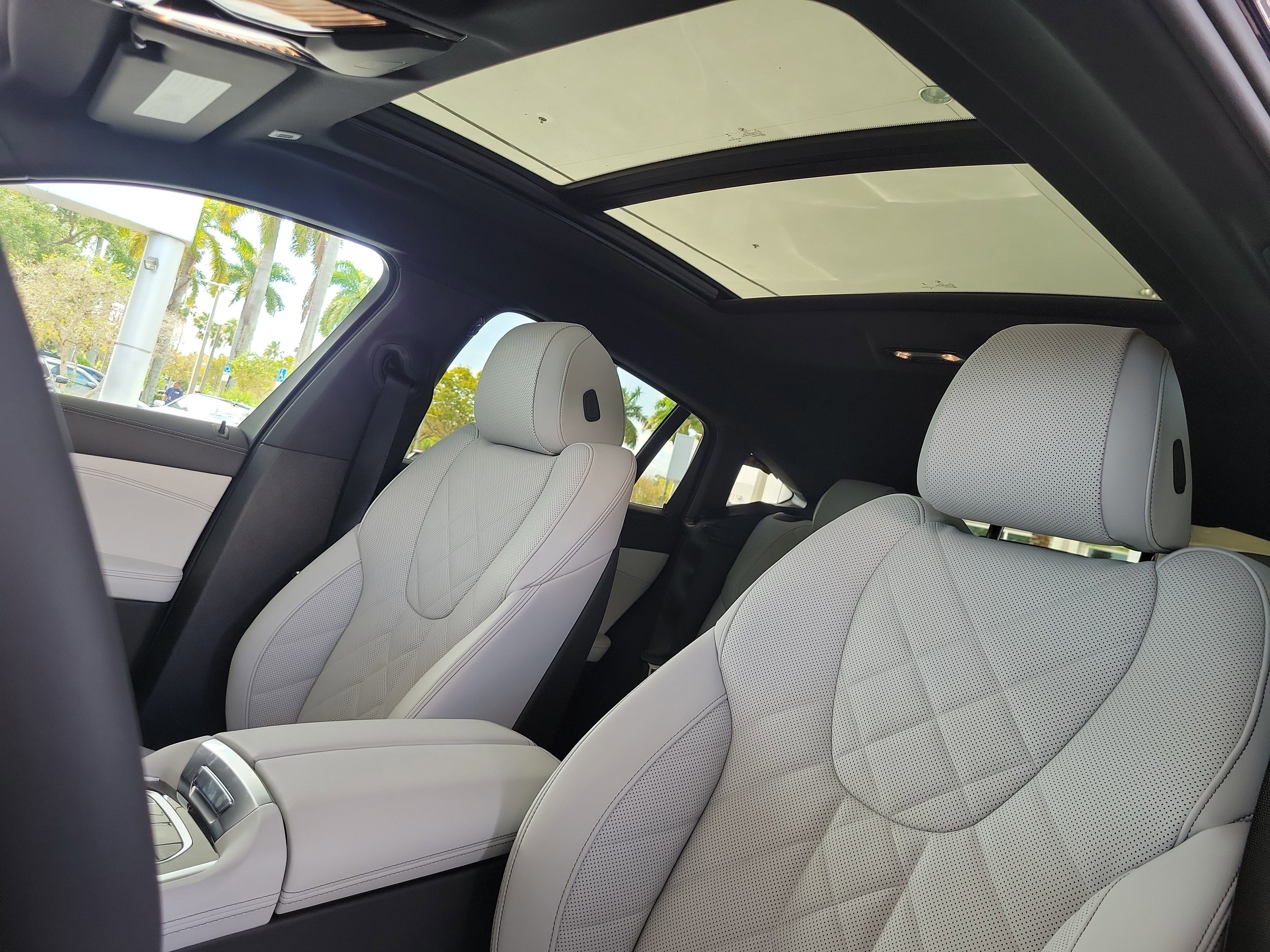 New 2027 Tanzanite Blue II Metallic BMW xDrive40i image 21