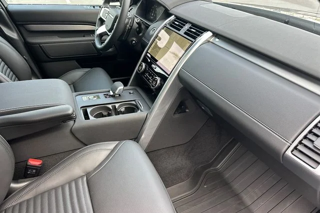 New 2026 Santorini Black Land Rover  image 14