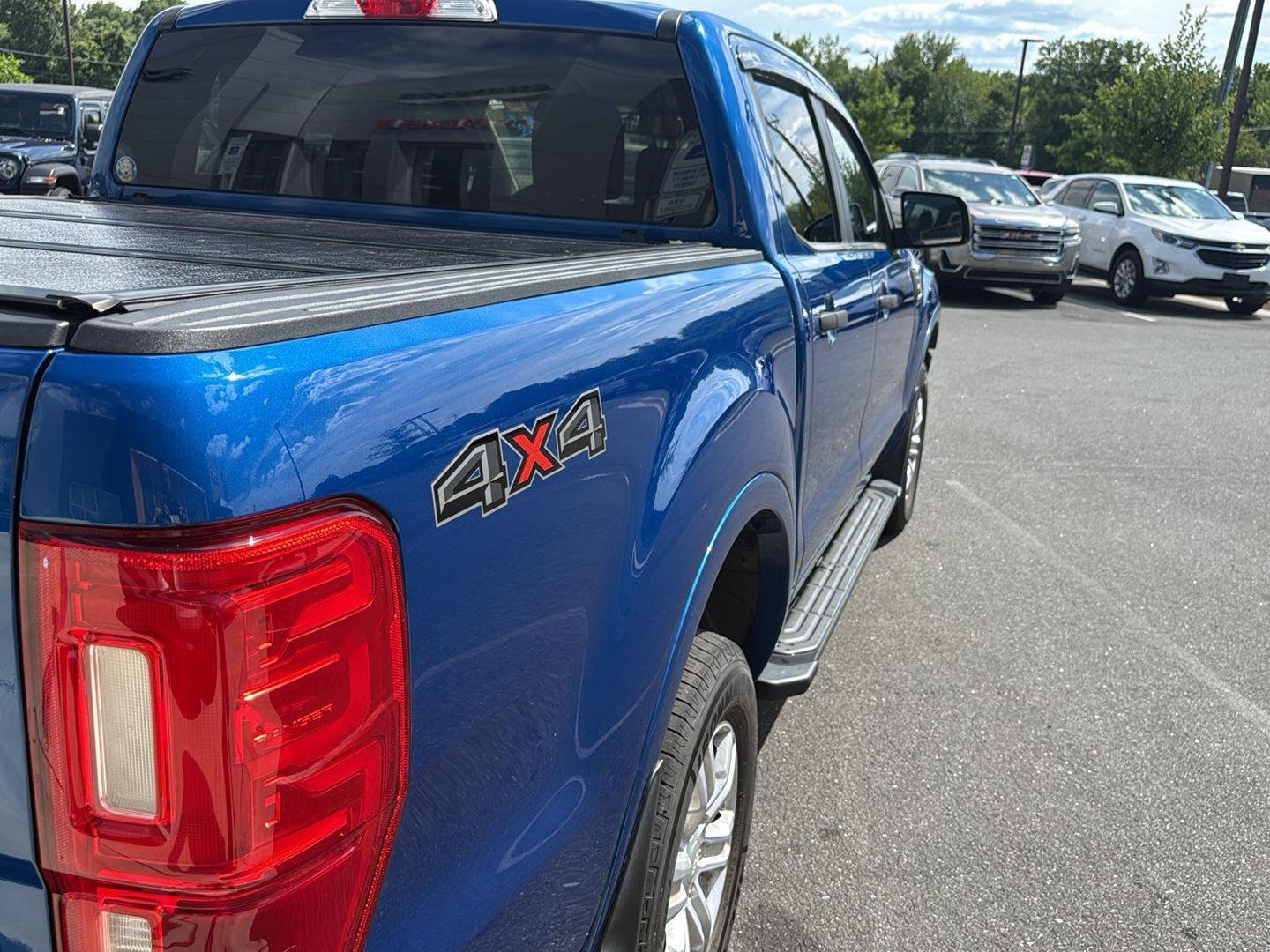 Used 2019  FORD  image 10