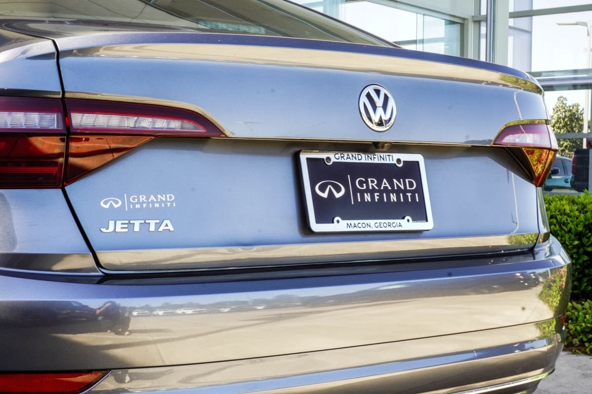 Used 2020 Gray Volkswagen SEL image 11