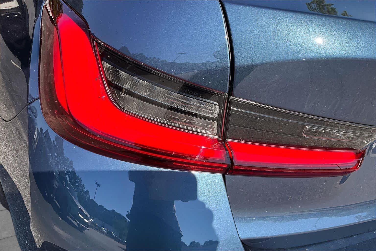 2025 BMW 3 Series 26
