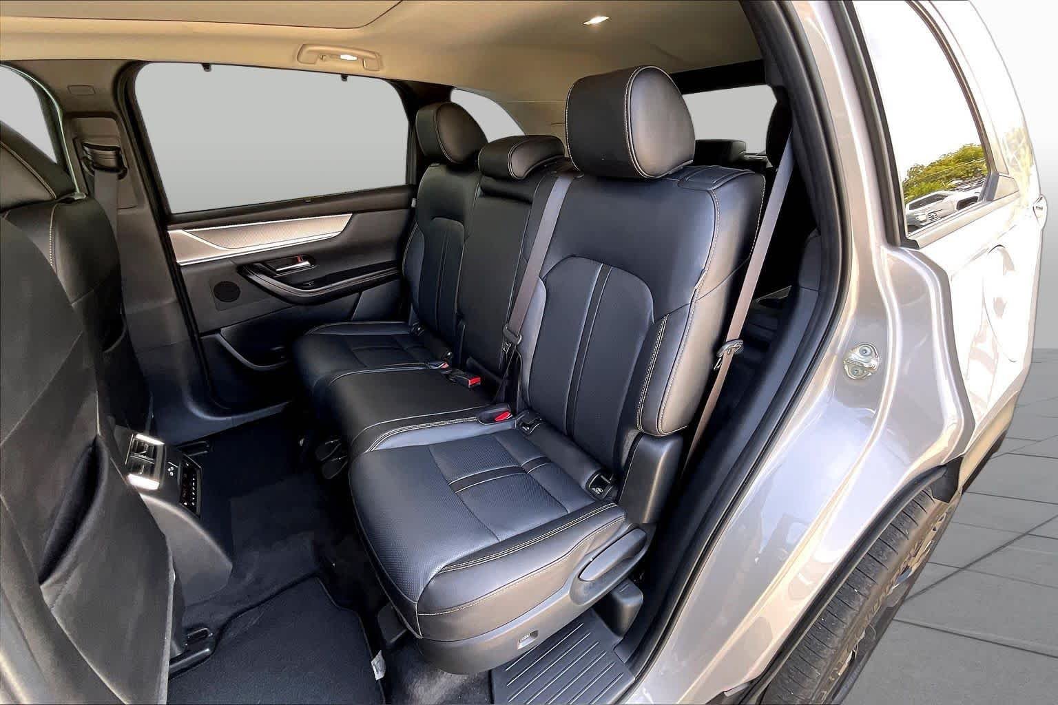 Used 2026 Platinum Quartz Mazda Premium Sport image 21