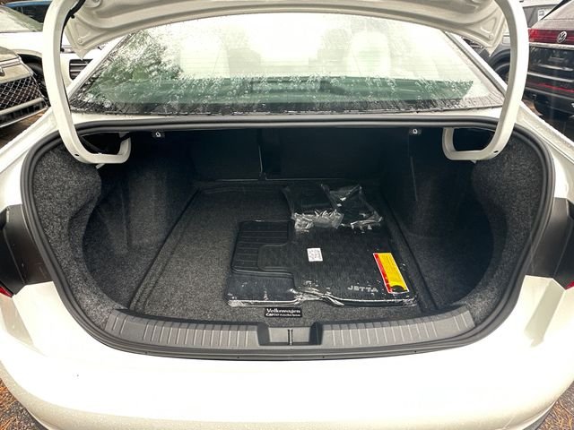 New 2026 White Volkswagen 1.5T SE image 18
