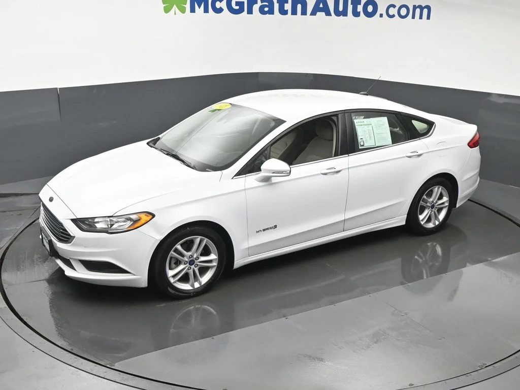 Used 2018 White Ford SE image 22