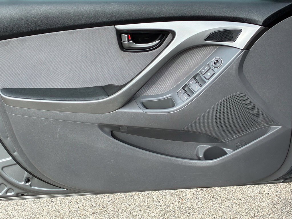Used 2013 Gray Hyundai GLS image 19
