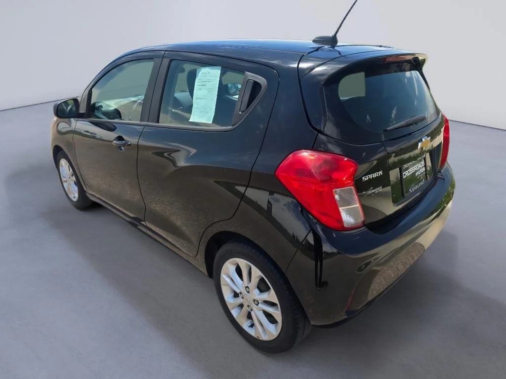 Used 2021 Mosaic Black Metallic Chevrolet 1LT image 3