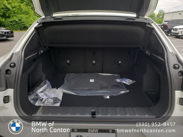 New 2026 Alpine White BMW xDrive28i image 5