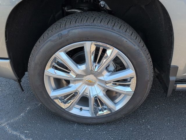 2025 Chevrolet Silverado 1500 High Country - Photo 3