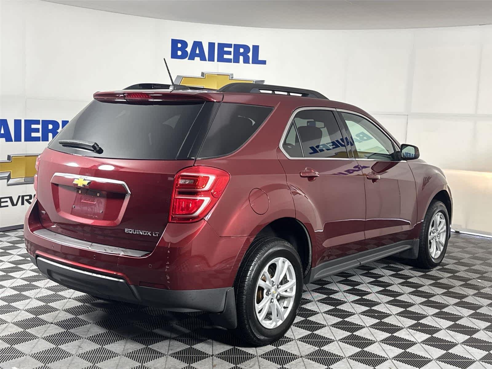 Used 2016 SIREN RED TINTCOAT Chevrolet LT image 5