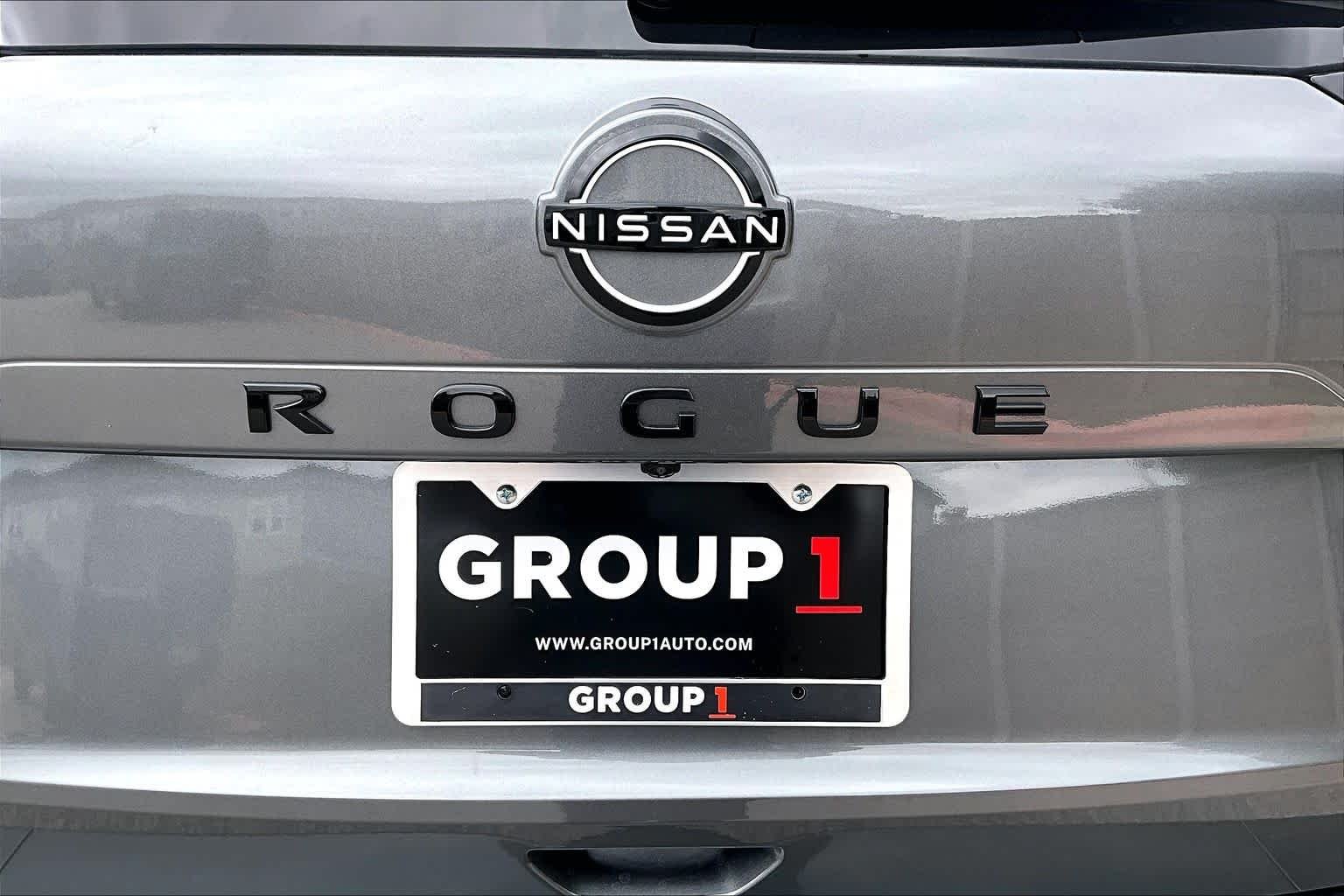 New 2027 Gun Metallic Nissan Dark Armor image 8