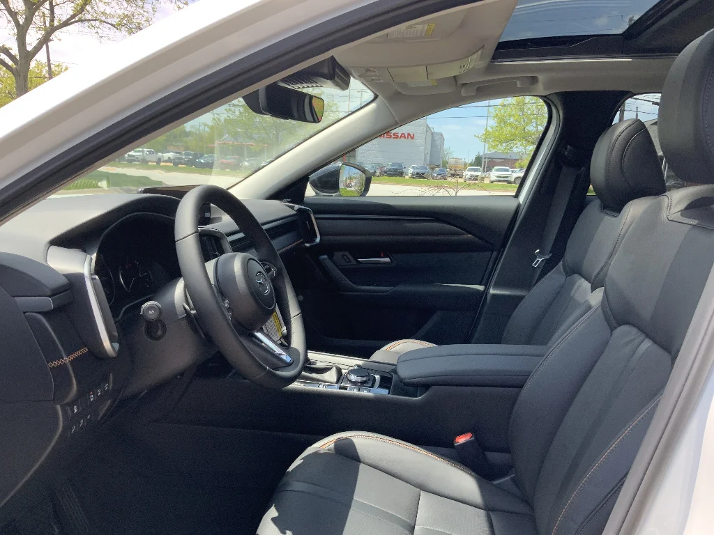 New 2026 Wind Chill Pearl Mazda 2.5 Turbo AWD image 9