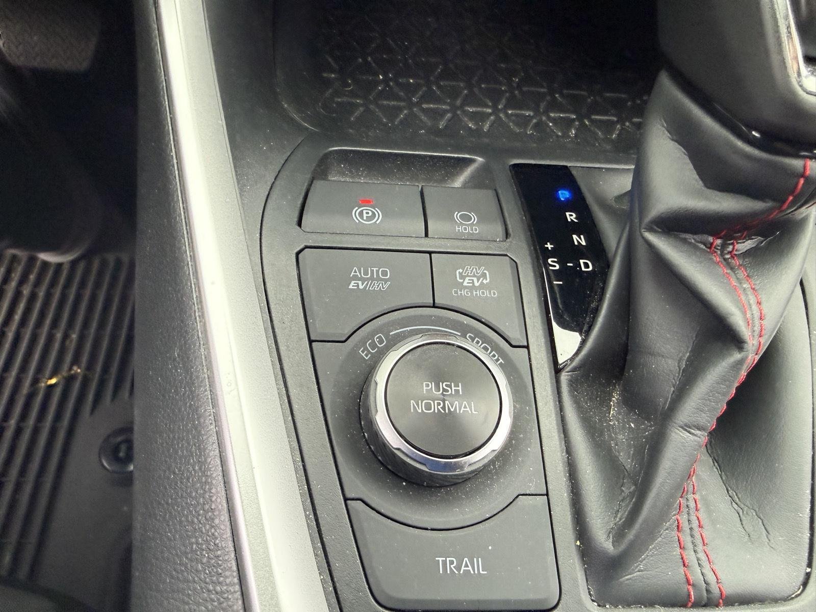 Used 2024 Blueprint Toyota SE image 13