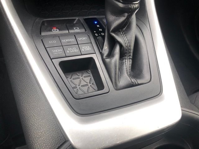 Certified Used 2020 Gray Toyota XLE image 33