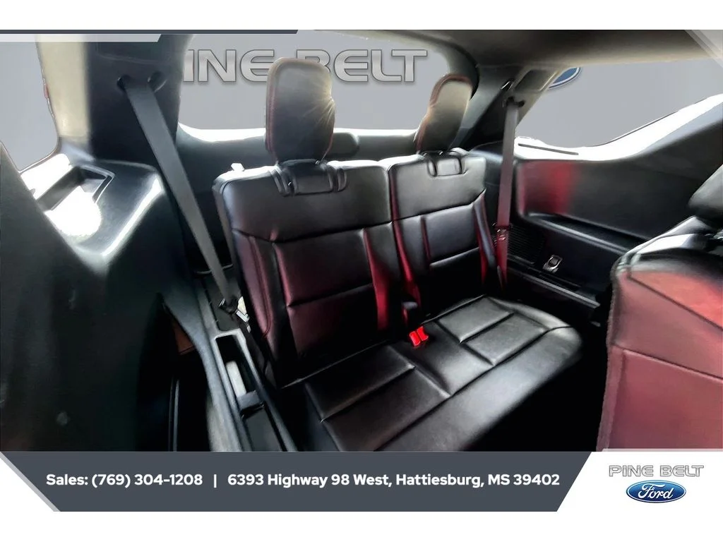 Certified Used 2022 Carbonized Gray Metallic Ford ST-Line image 21
