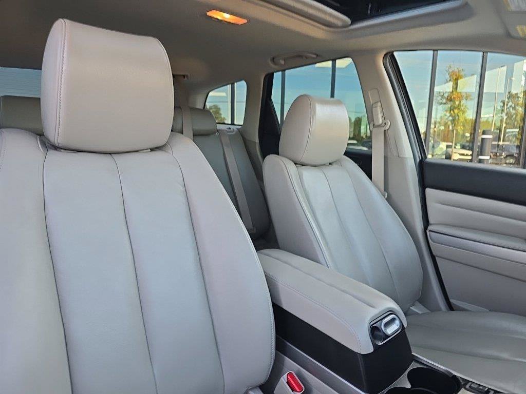 Used 2011 White Mazda s Grand Touring image 33