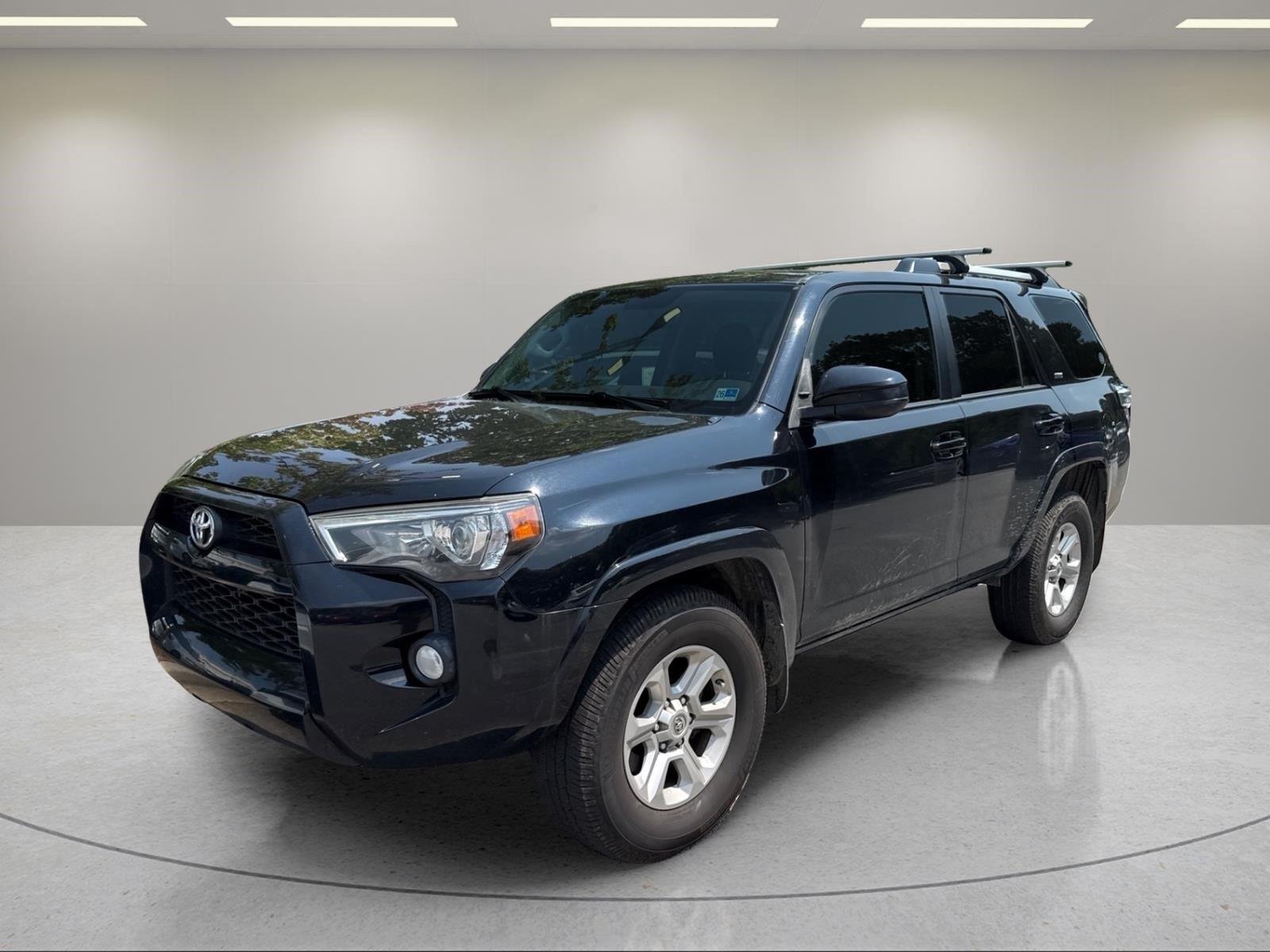 Used 2019 Midnight Black Metallic Toyota SR5 image 1