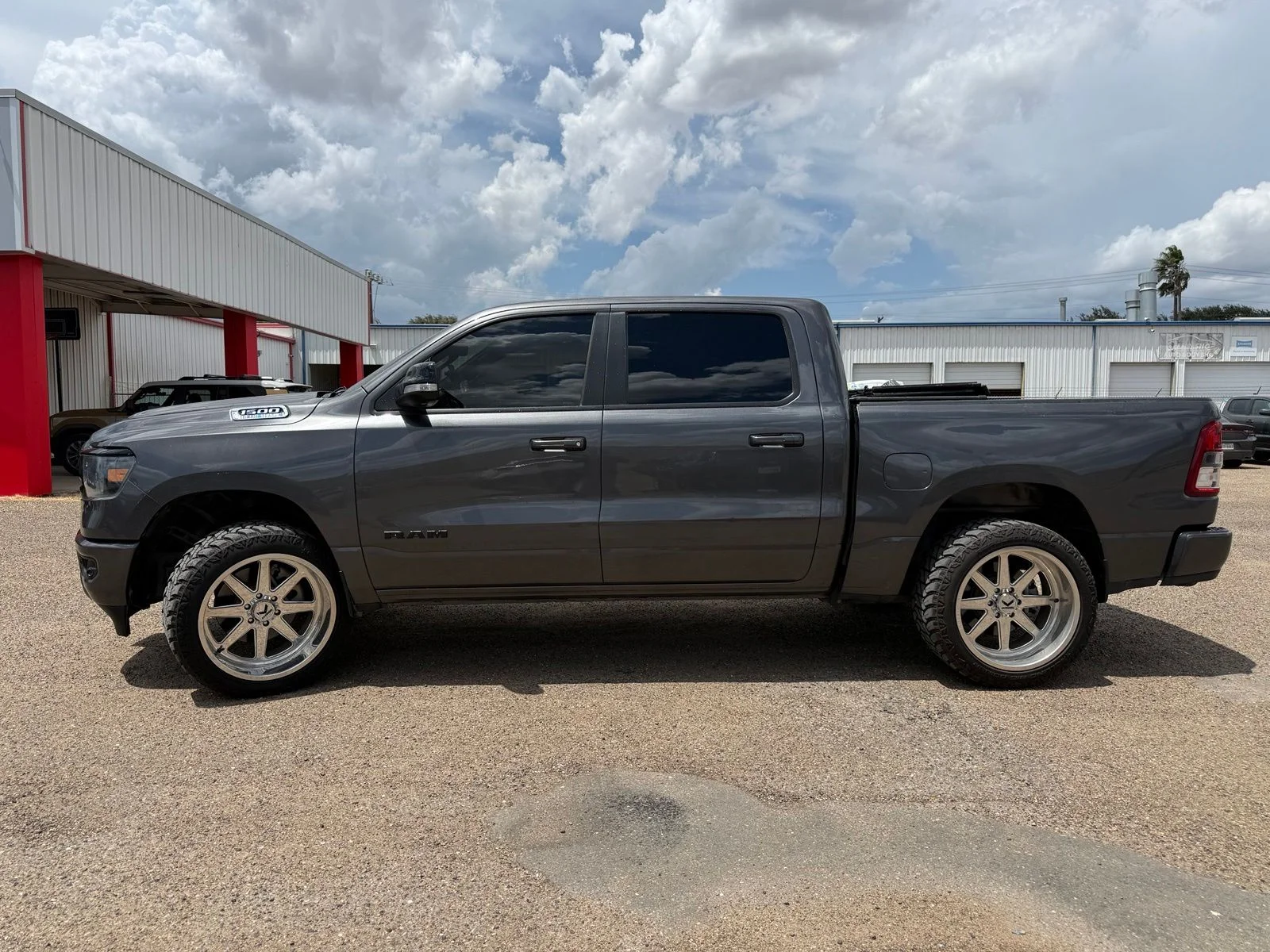 Used 2022 Gray Ram Big Horn/Lone Star image 3