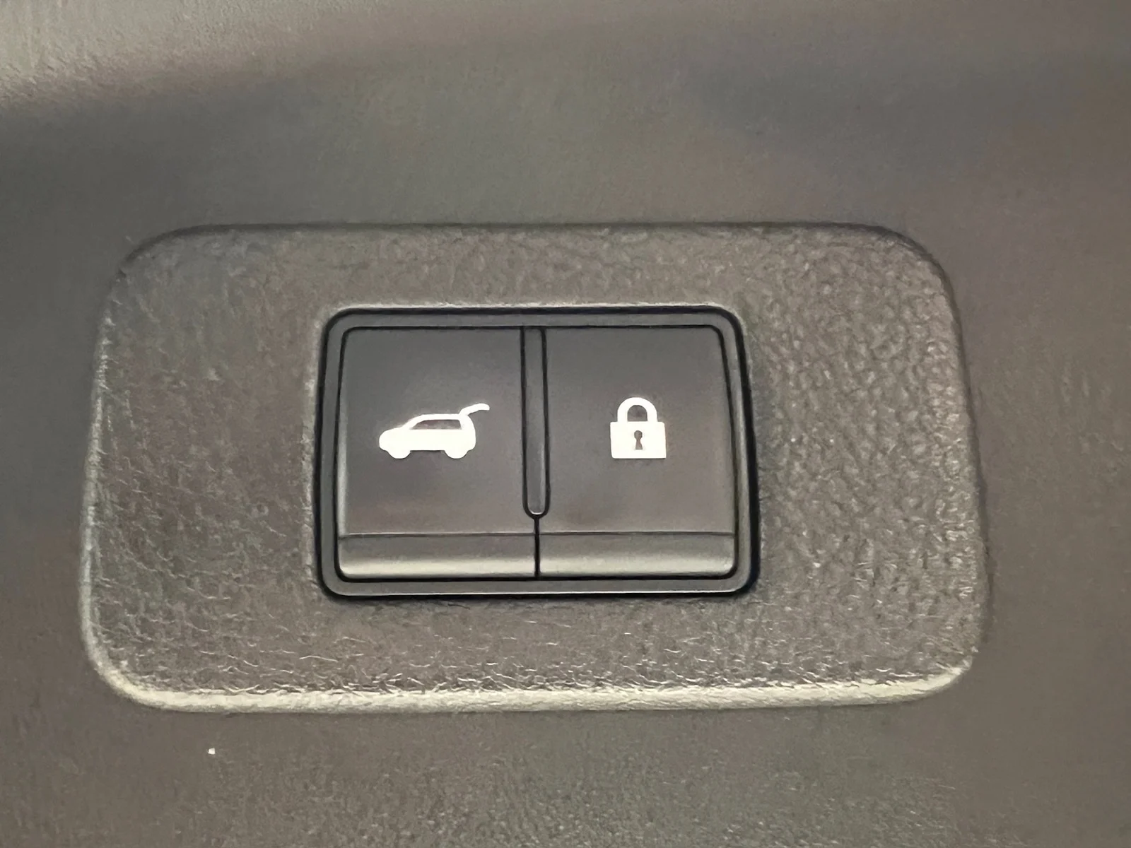 Used 2024 Hermosa Blue Pearl (bw5) Nissan SL image 29