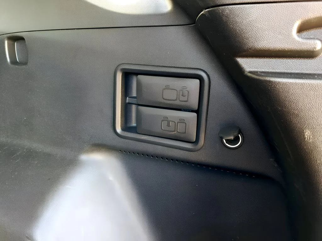 2018 Chevrolet Equinox Premier - Photo 32