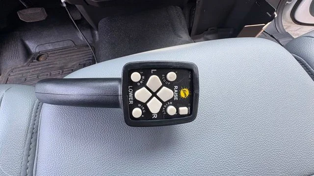 New 2026 Oxford White Ford F-250® XL image 35