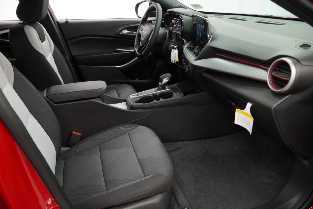 2026 Chevrolet Trax RS - Photo 28