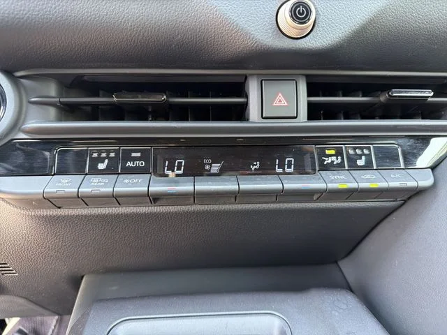 Used 2023 White Toyota XLE image 19