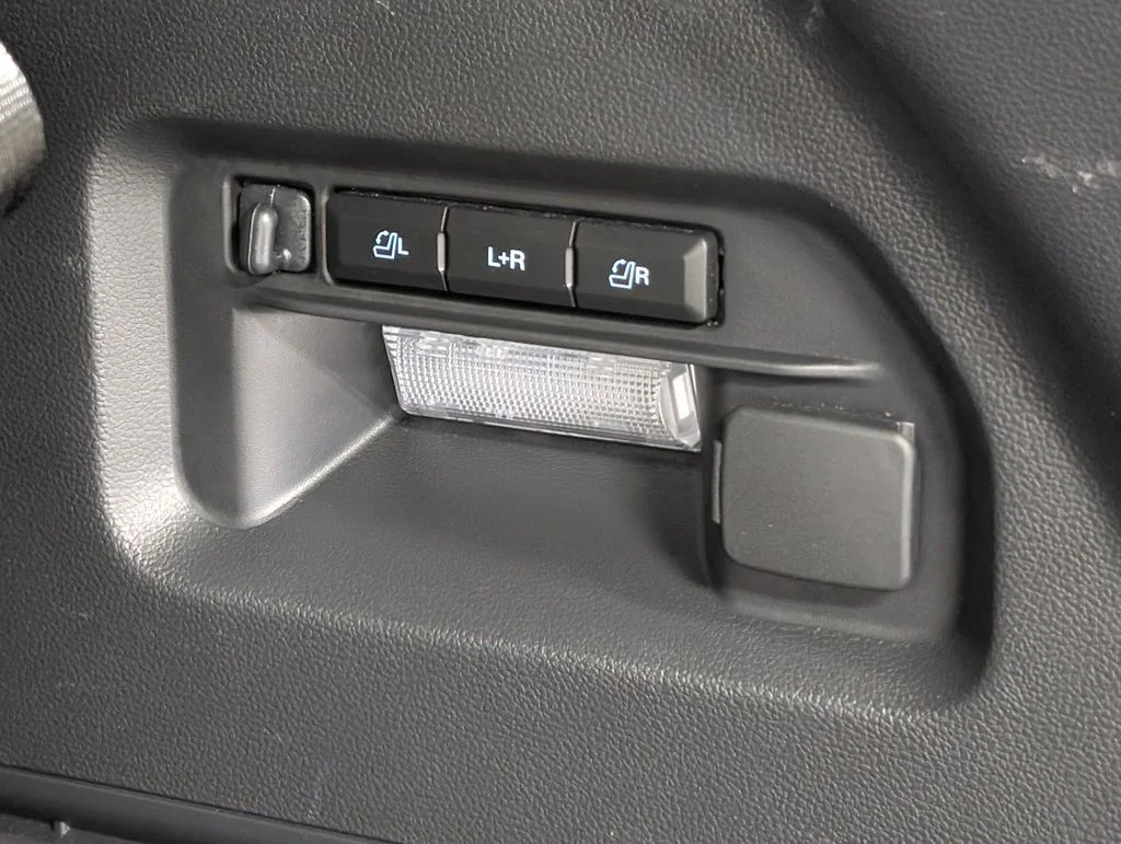 New 2026 Space White Metallic Ford Tremor® image 23