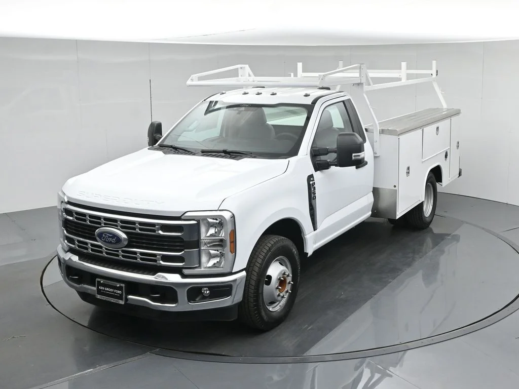New 2026 White Ford XL image 37