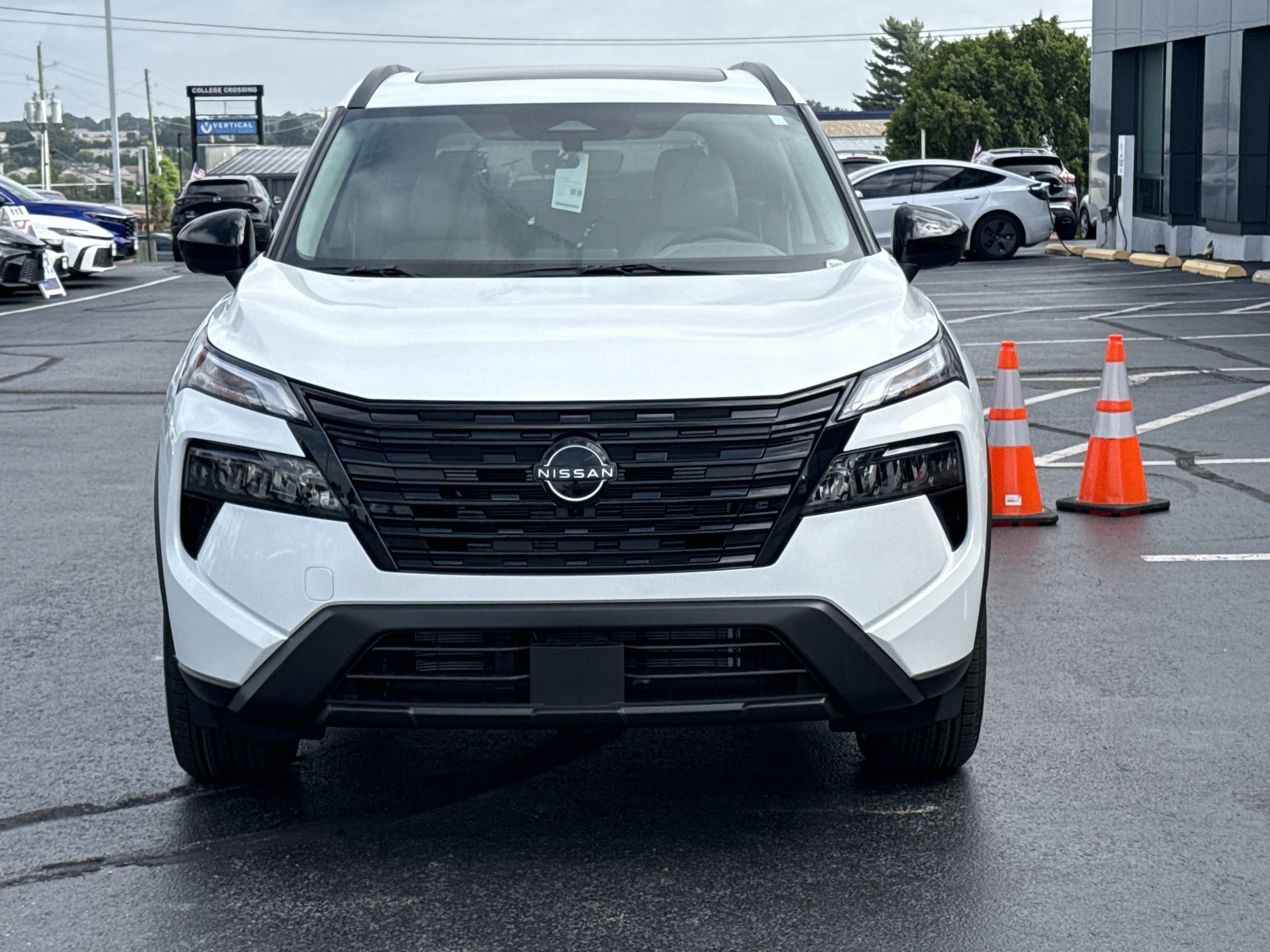 New 2026 Everest White Pearl Tricoat Nissan Dark Armor AWD image 12