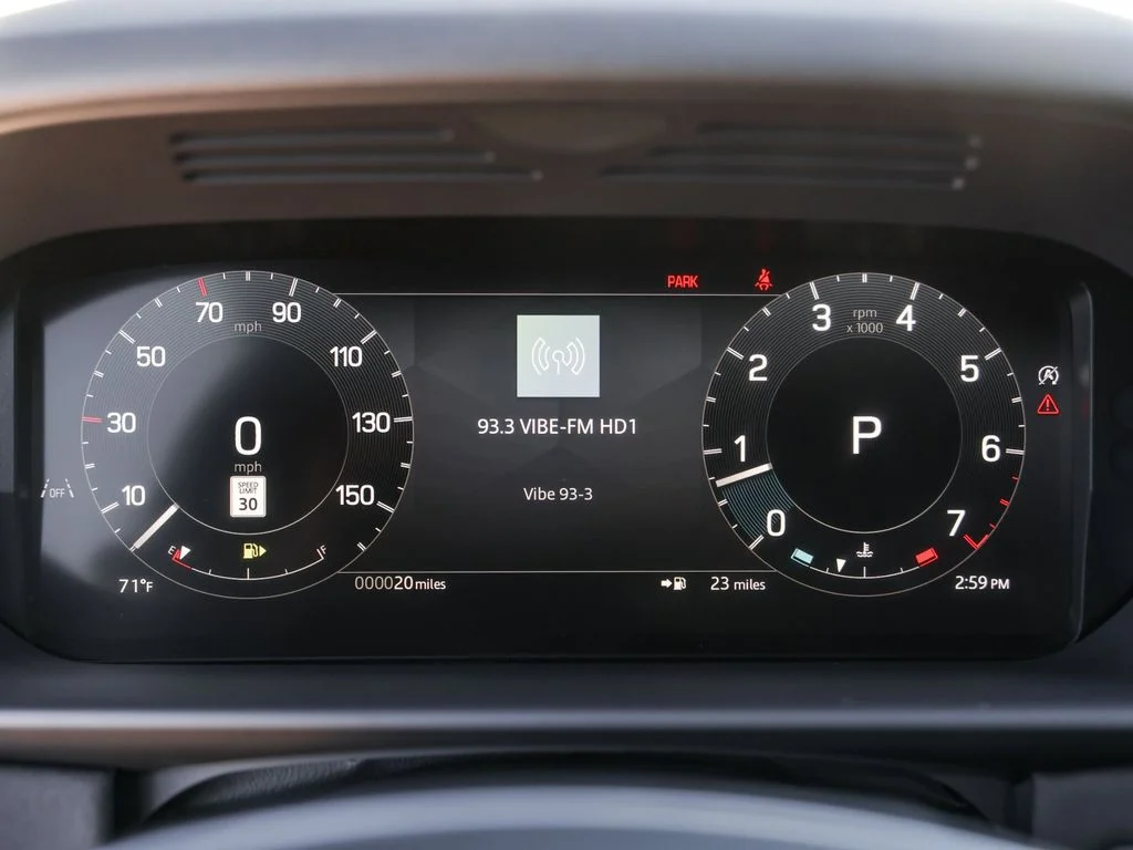 Used 2025 Santorini Black Metallic Land Rover S image 17