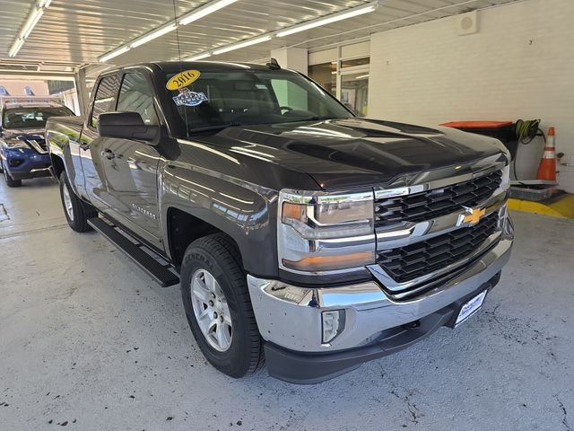 Used 2016 Gray Chevrolet LT image 7