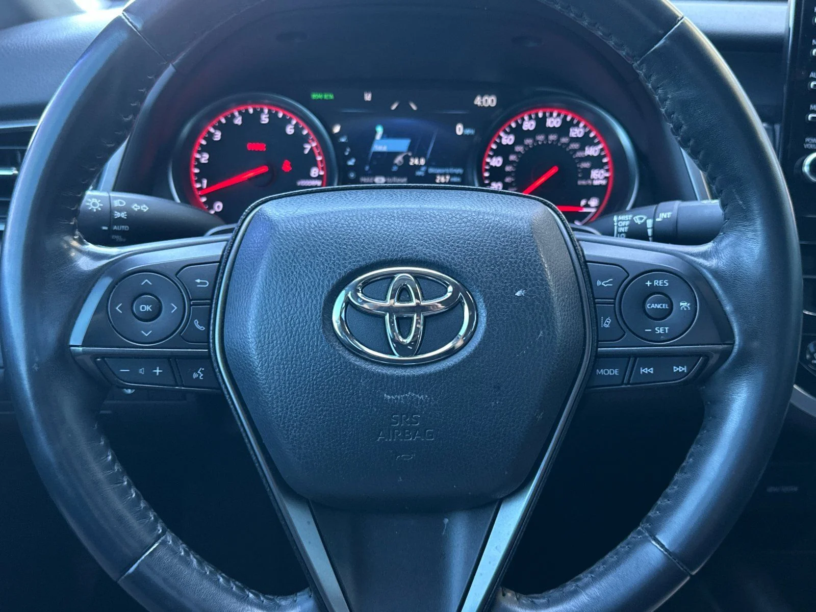 Used 2021 Wind Chill Pearl/Midnight Black Metallic Toyota XSE image 21